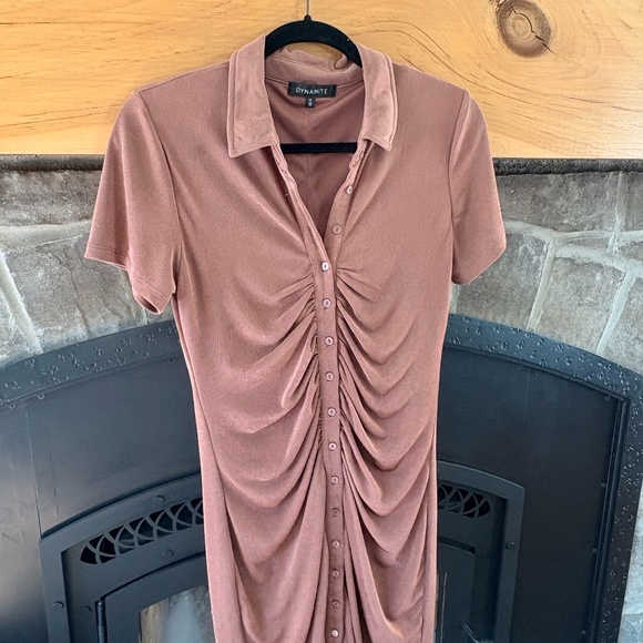Disco Sheen Button-Down Dress with Ruching & Collar - Picture 1 of 4
